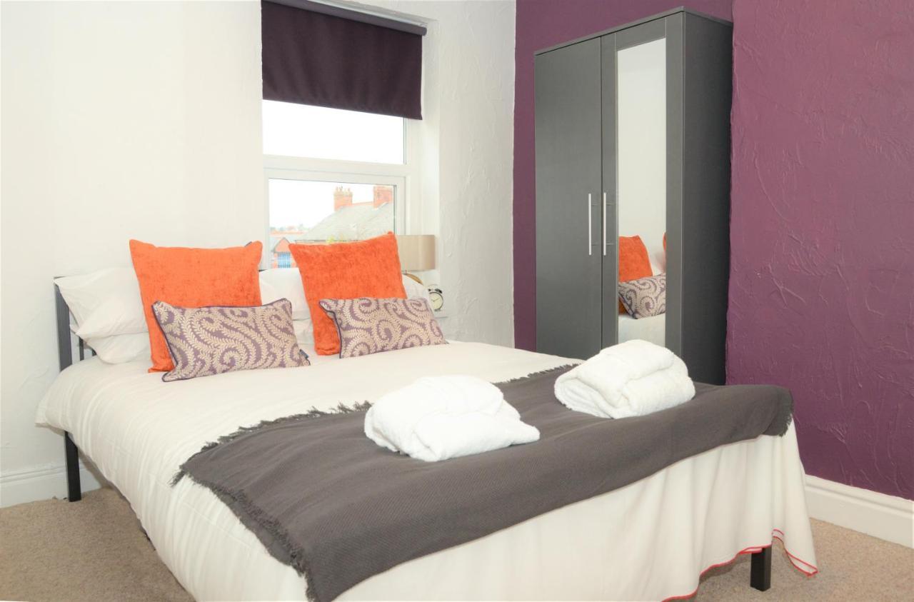 Vila Florence House Wrexham Exteriér fotografie